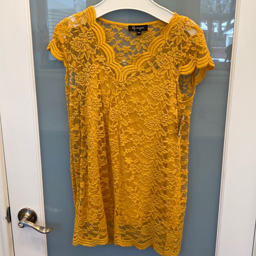 Lily Morgan Lace top